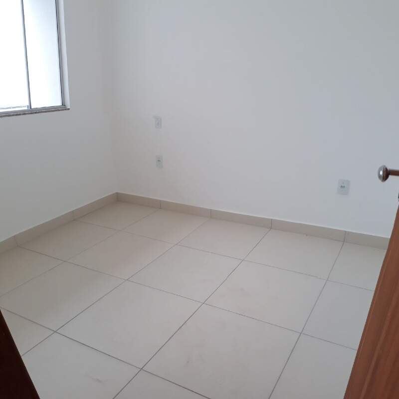 Casa à venda com 3 quartos, 85m² - Foto 10